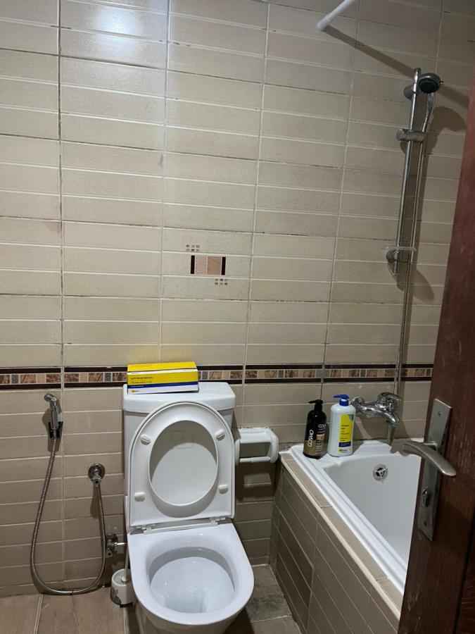 Master Room Attached Bathroom Dubai Exterior photo