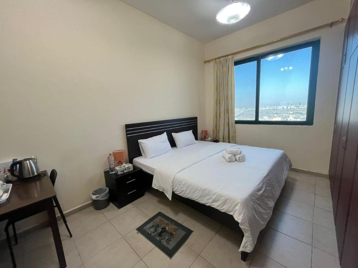 Master Room Attached Bathroom Dubai Exterior photo